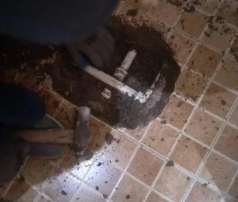 克拉玛依市卫生间漏水维修公司为您分享下卫生间渗水如何处理及注意事项